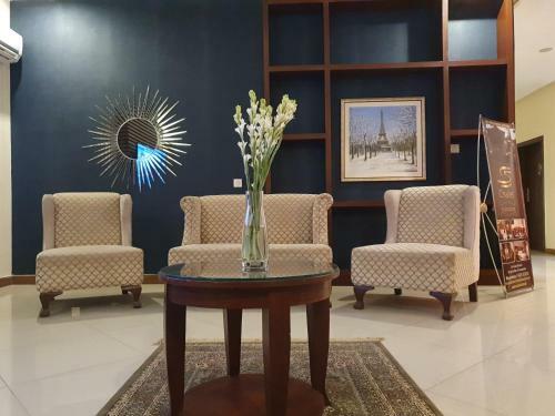 Hotel S Chalet Multan