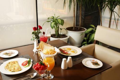 Avari Xpress Hotel Multan