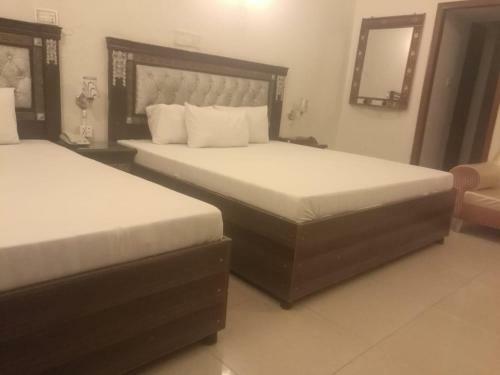 New Doves Inn Hotel ( Branch-2)