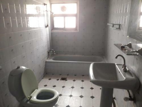 Hostal Travis Luxury Guest House