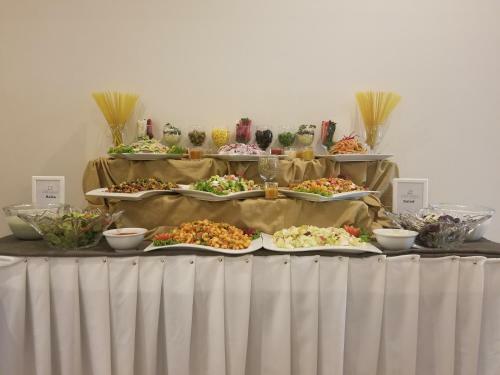 Zifan Hotel & Suites