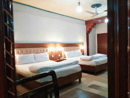 Ar Hotel