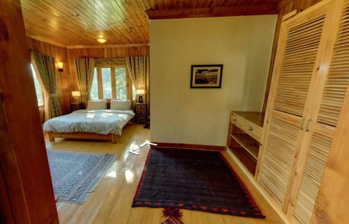Hotel Arcadian Sprucewoods