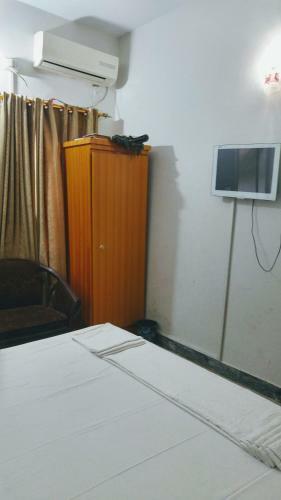 Hostal Rehaish Inn Model Colony