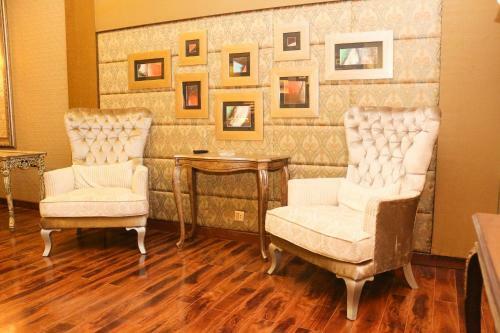 Hotel Shelton Rezidor Swat