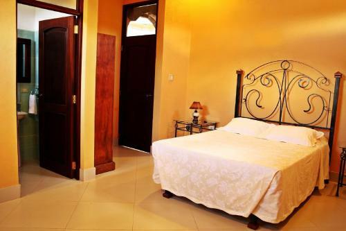 Hostal Hotel Las Orquideas San Ramon