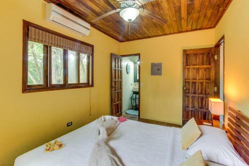Redonda Bay Cozy Casita