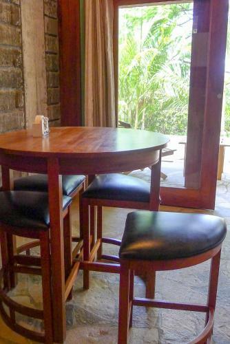 Apartamento Beautiful Studio Suite With Pool - Short Walk To Beach