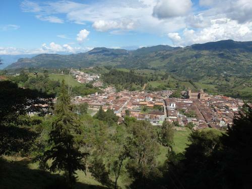 Hostal Centro Ecoturistico La Nohelia