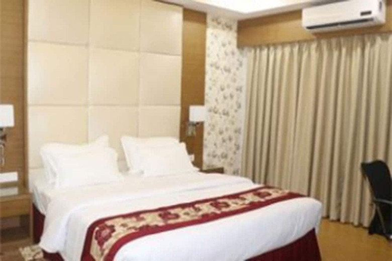 Hotel Harrison Palace