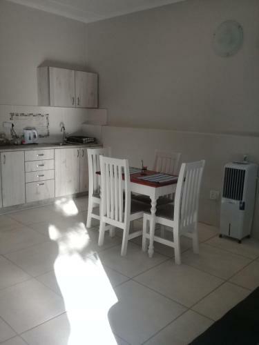 Hostal Tranquility Guest House