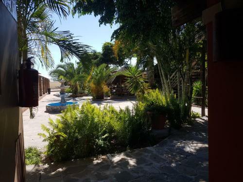 Oshandira Lodge