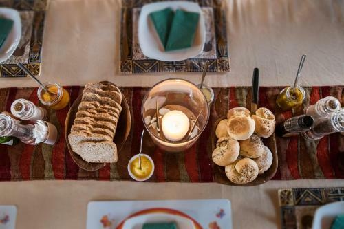 Hostal Dornhuegel Guest Farm