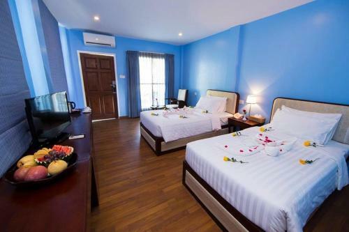 Hotel Azura Beach Resort