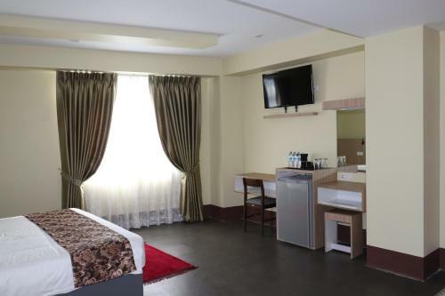 Shekinah Hotel Pathein