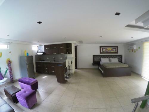 Sky Club Eco Hotel