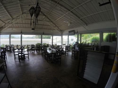 Sky Club Eco Hotel