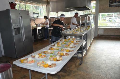 Sky Club Eco Hotel