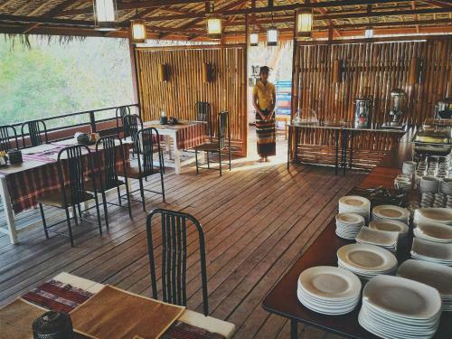 Hostal Six Stars Guest House