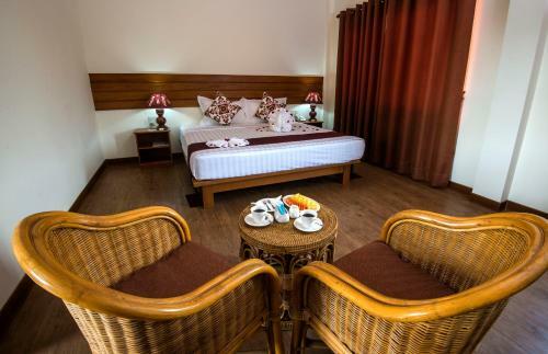 Hotel Royal Aykare Lodge