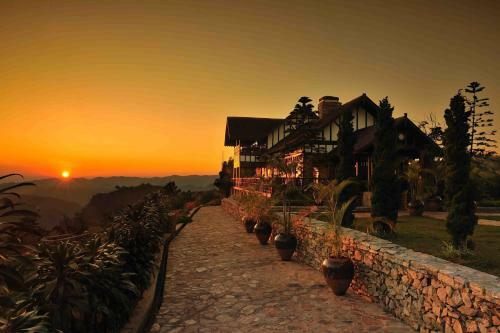 Hotel The View Resort & Restaurant