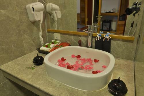 Hotel Ananta Inlay Resort