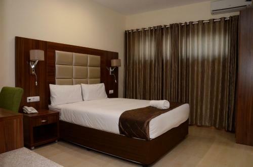 Blu Sky Hotel