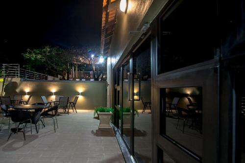 Hotel Ossanzaia Bilene Lodge