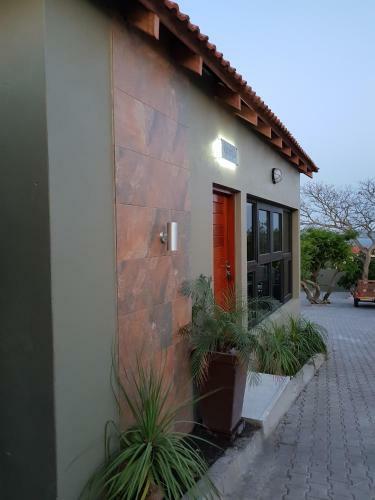 Hotel Ossanzaia Bilene Lodge