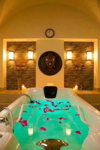 Aquaterra Hotel & Spa
