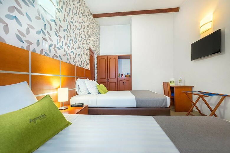 Optimum Hotel