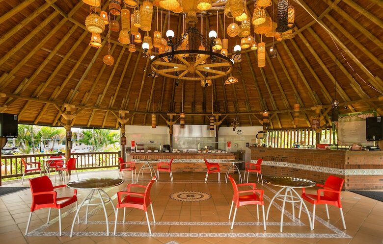Hotel Decameron Las Heliconias