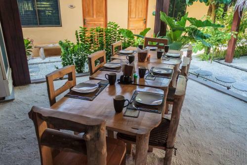Hostal Horsburgh Island Guesthouse