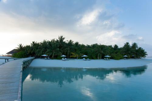 Hotel Vakarufalhi Maldives