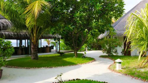 Hotel Vakarufalhi Maldives