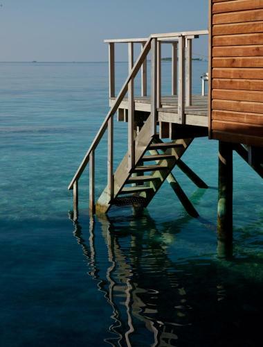 Hotel Vakarufalhi Maldives