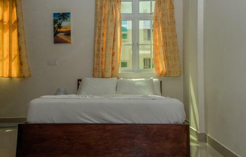 Hostal Beach Grand And Spa