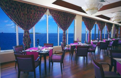 Hulhule Island Hotel