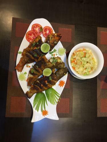 Hostal Rivethi Beach Hotel