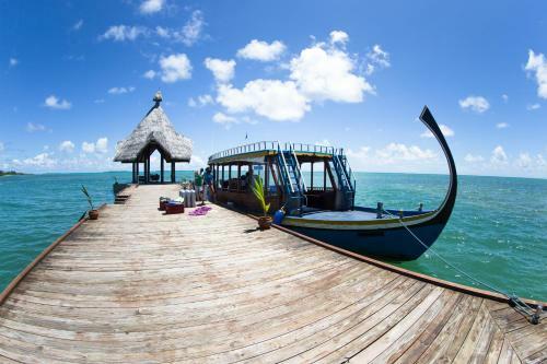 Hotel Canareef Resort Maldives