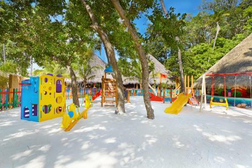 Hotel Kuredu Island Resort & Spa
