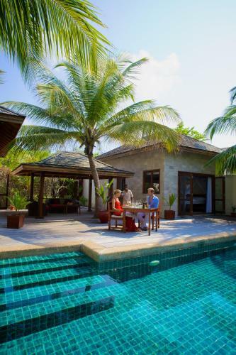 Hotel Kuredu Island Resort & Spa