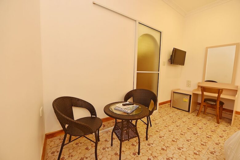 Hostal Rasdhoo Relax Inn