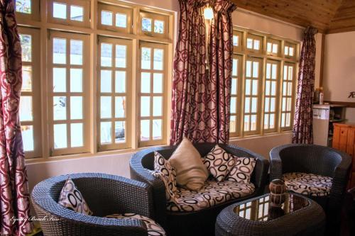 Hostal Equity Beach Holiday Bungalow