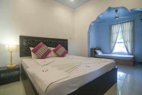 Hostal Azoush Tourist Guesthouse
