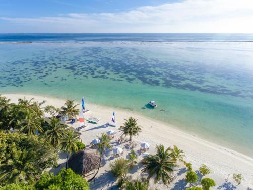 Hotel Holiday Island Resort