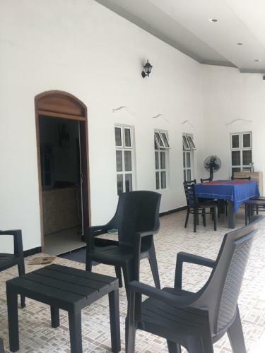 Hostal Equator Homestay