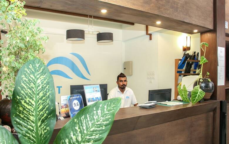 Hostal Salt Beach Hotel