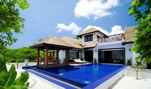 Hotel Hideaway Beach Resort & Spa