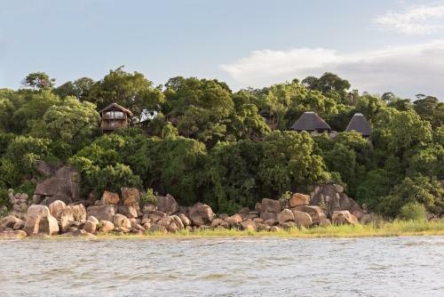 Safari Beach Lodge